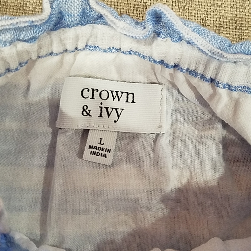 GUC Crown & Ivy Girls Embroidered Top L - Picture 3 of 7